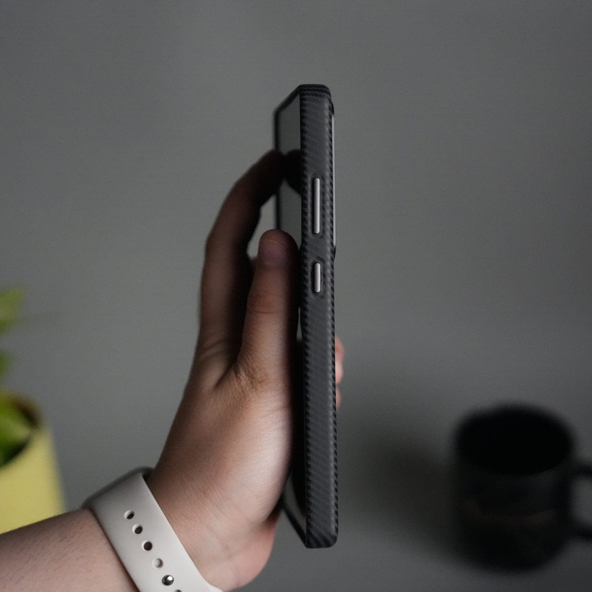 Galaxy S24 Ultra Carbon Fiber Texture Case with Metal Camera Frame & Rotating Ring Stand