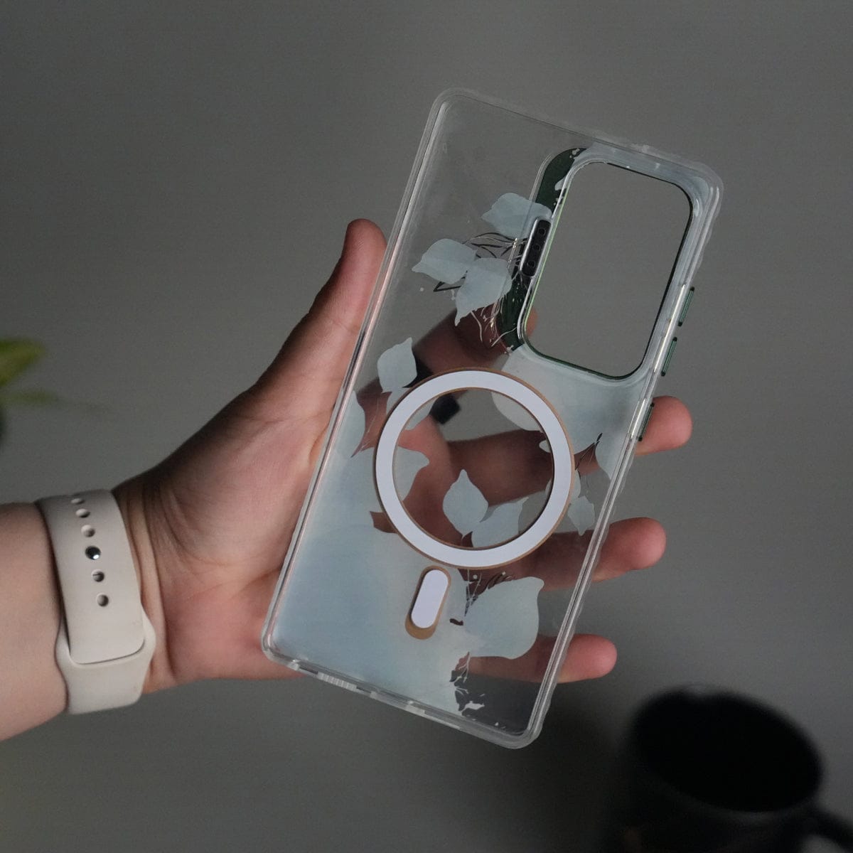 Galaxy S24 Ultra FloraCrystal Clear Floral Design Case with Color Metal Camera Stand Frame
