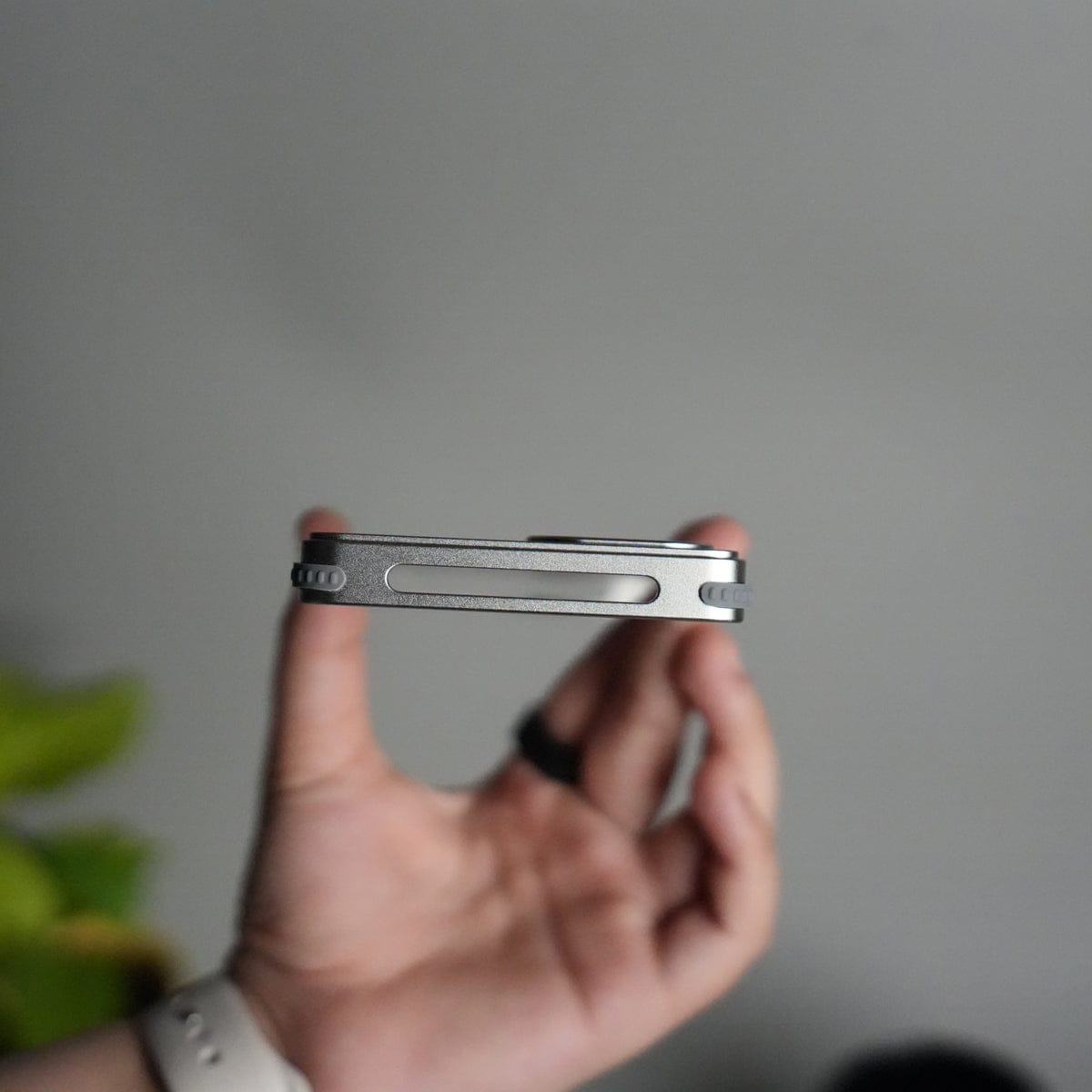 Galaxy S26 Ultra Leather Frameless Metal Kickstand Case