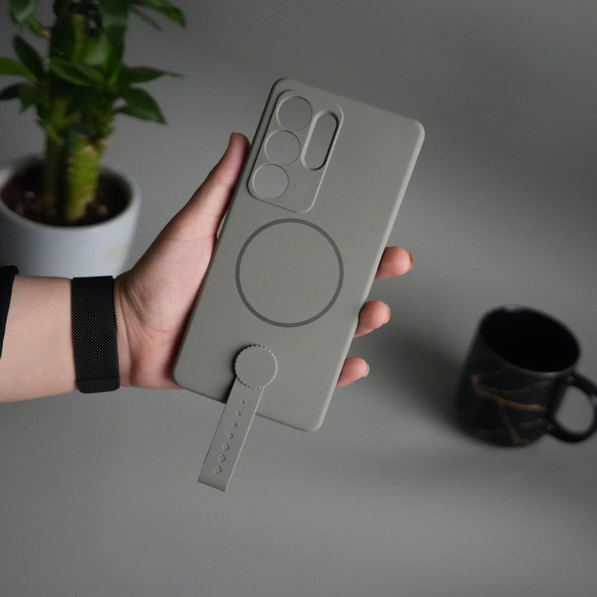 Galaxy S25 Ultra Silicone Case | Magnetic Ring | Silicone Grip Strap Cover