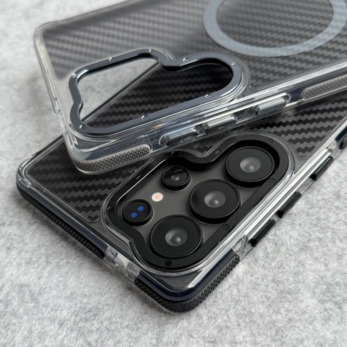 Samsung Galaxy S24 Ultra Carbon Texture Transparent Metal Camera Ring MagSafe Cover