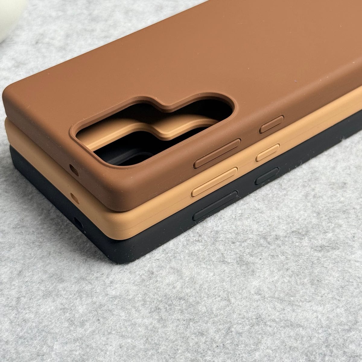 Samsung Galaxy S25 Ultra Silk Liquid Silicone MagSafe Cover