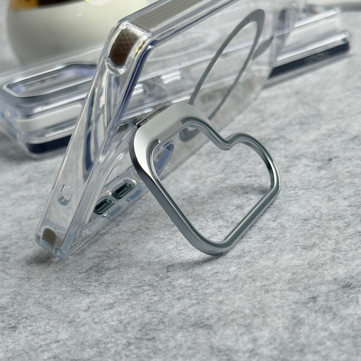 Samsung Galaxy S25 Ultra Transparent MagSafe Cover With Metal Camera Bump Kick Stand