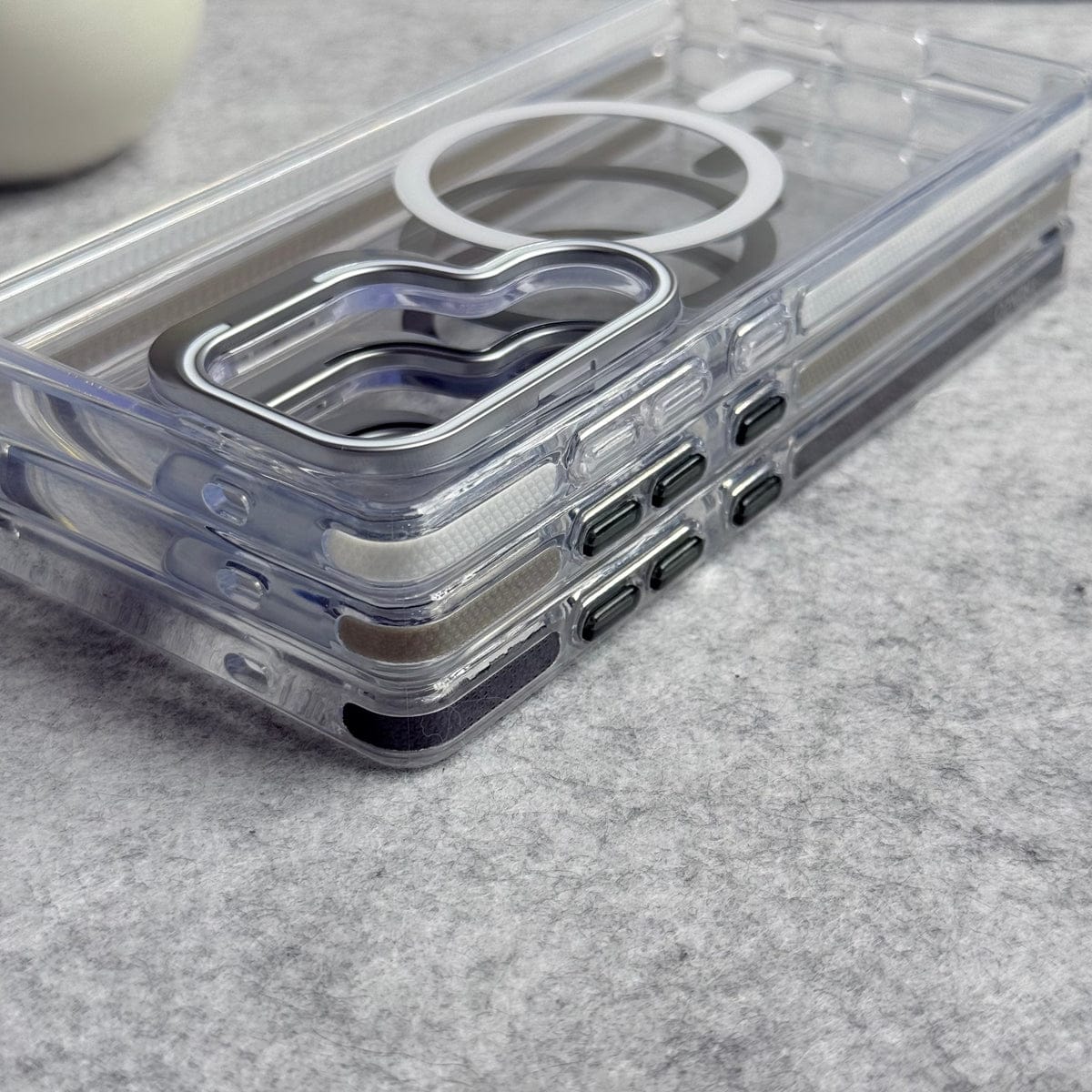 Samsung Galaxy S25 Ultra Transparent MagSafe Cover With Metal Camera Bump Kick Stand