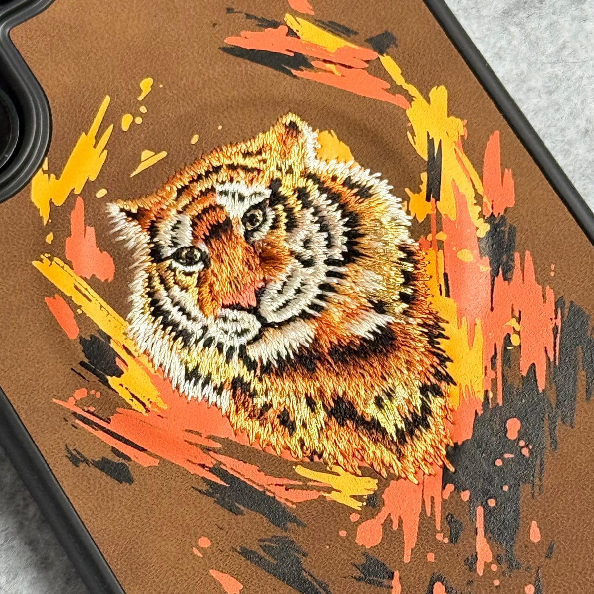 Samsung Galaxy S25 Ultra Wild Animal 3D Embroidery MagSafe Case