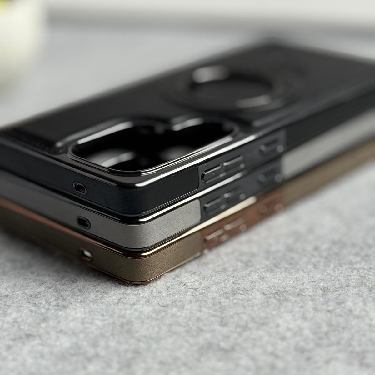 Samsung Galaxy Ultra Series PU Leather Chrome Side Case With Ring Metal Stand