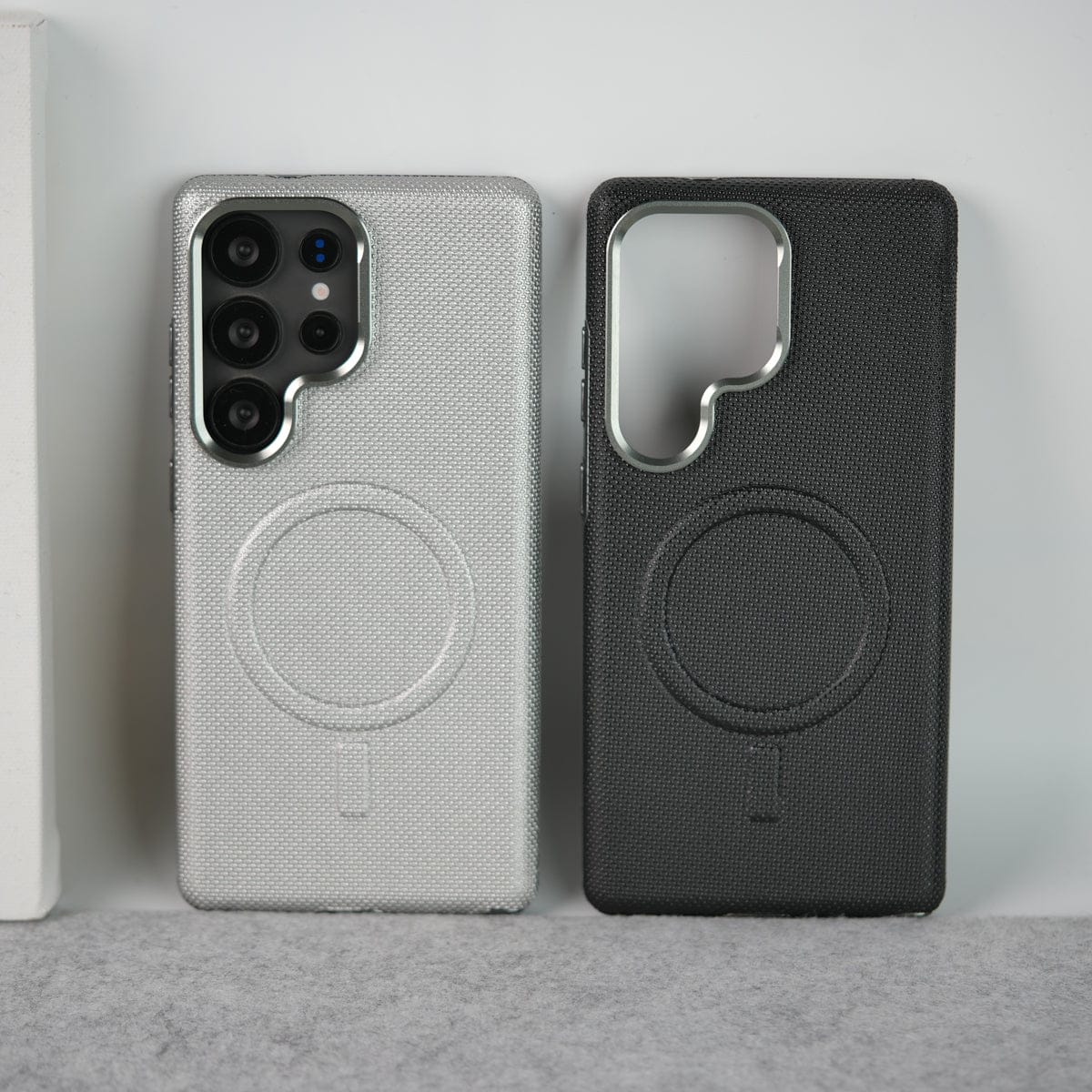 Samsung Galaxy Ultra Series Shiny Dotted MagSafe Cover With Metal Camera Bump