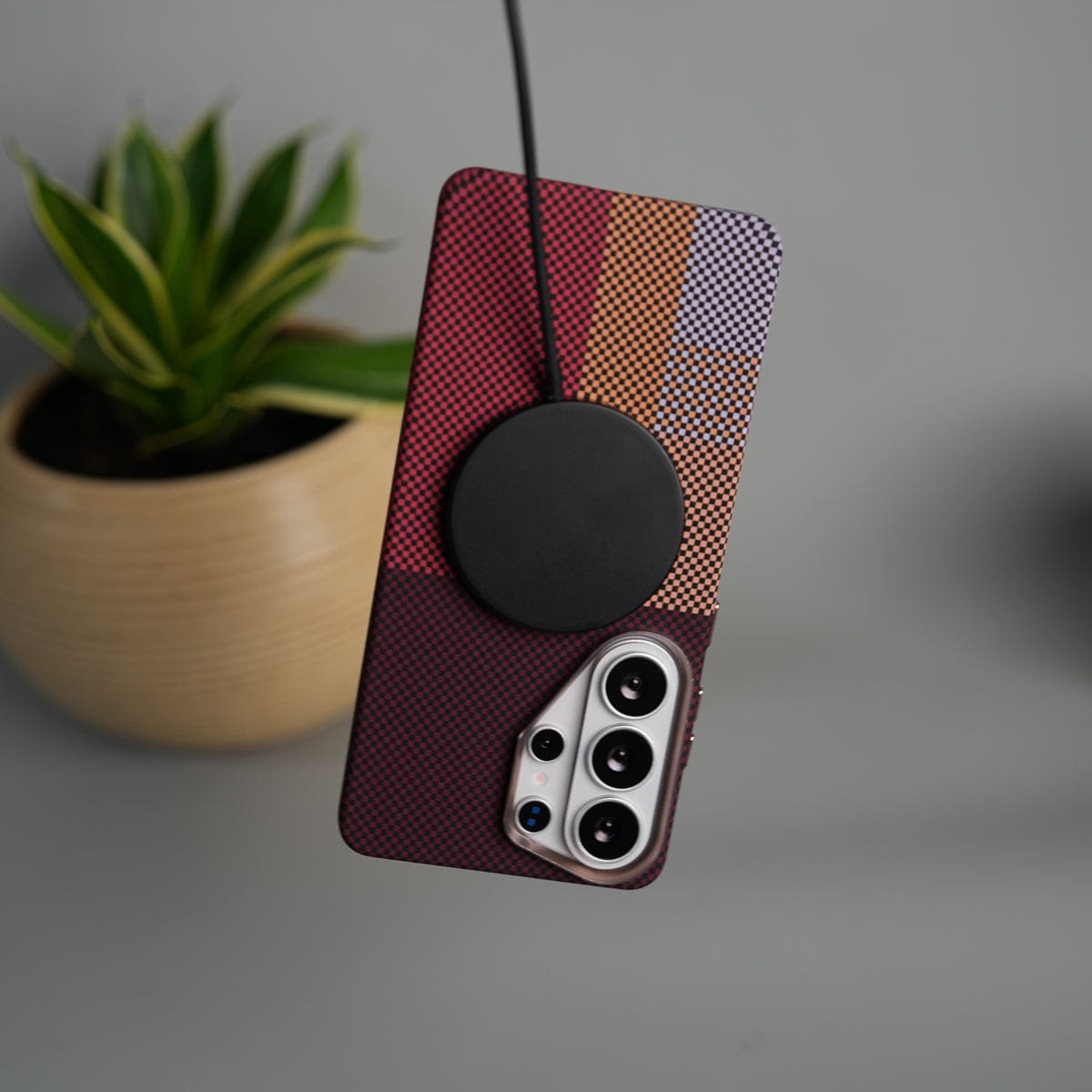 Galaxy S25 Ultra Carbon Fiber Texture Design Hard Pc MagSafe Case Cover MaroonTop Design
