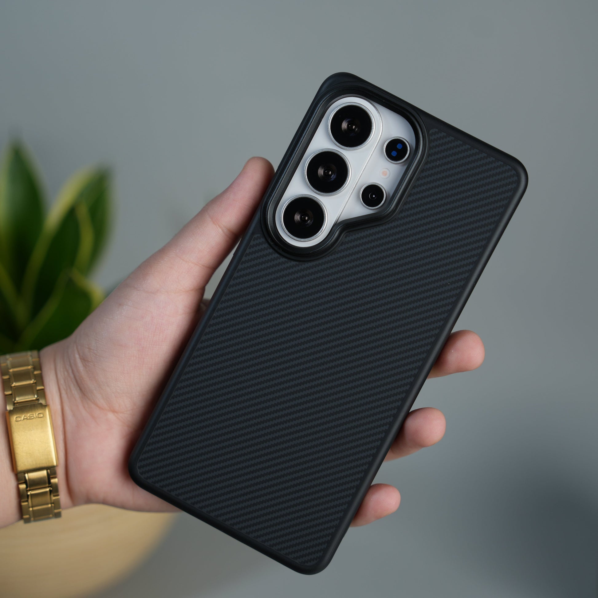 Galaxy S26 Ultra CarbonFiber Texture Metal Camera Frame Magsafe Cover