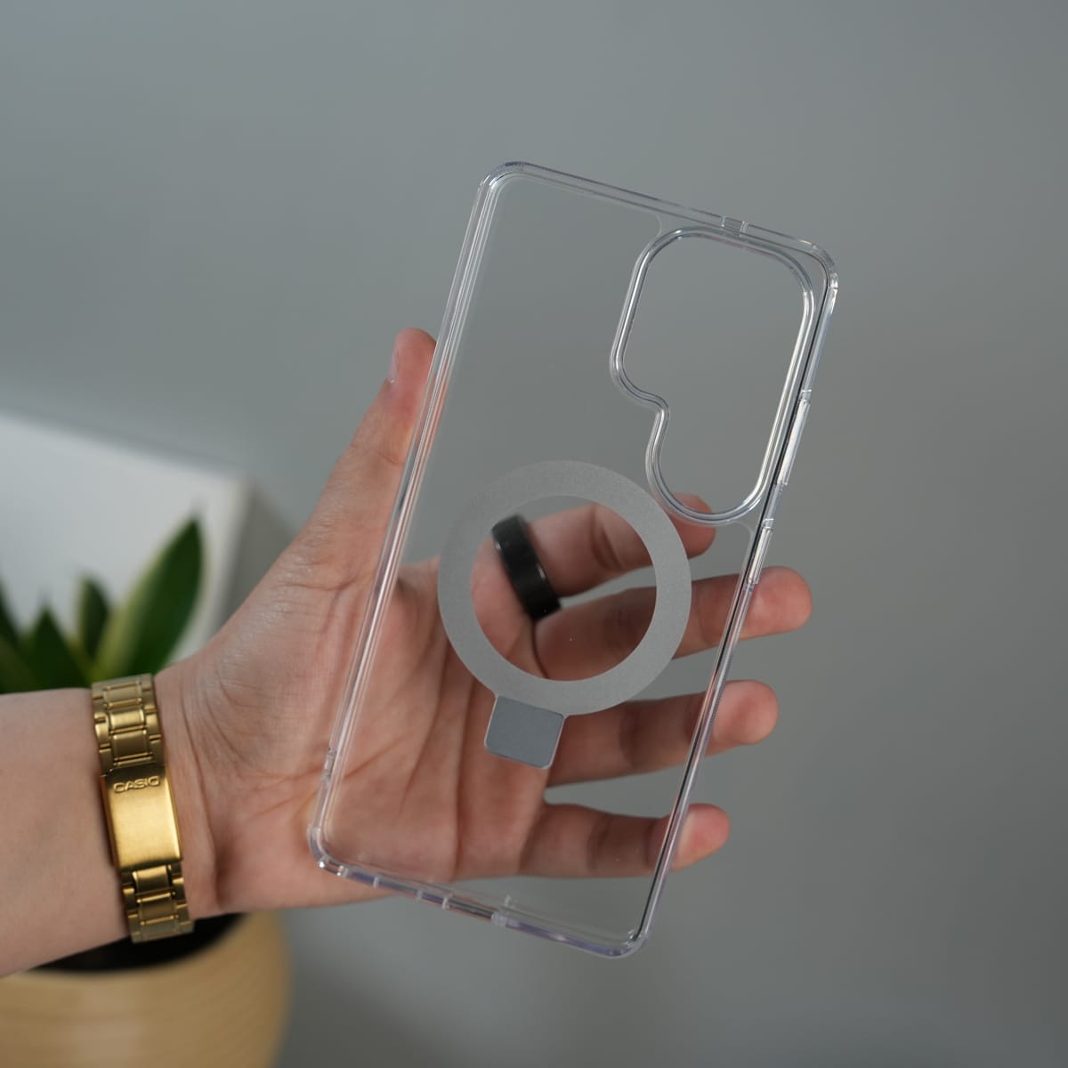 Galaxy S25 Ultra Crystal Clear Kickstand Case | Invisible Power