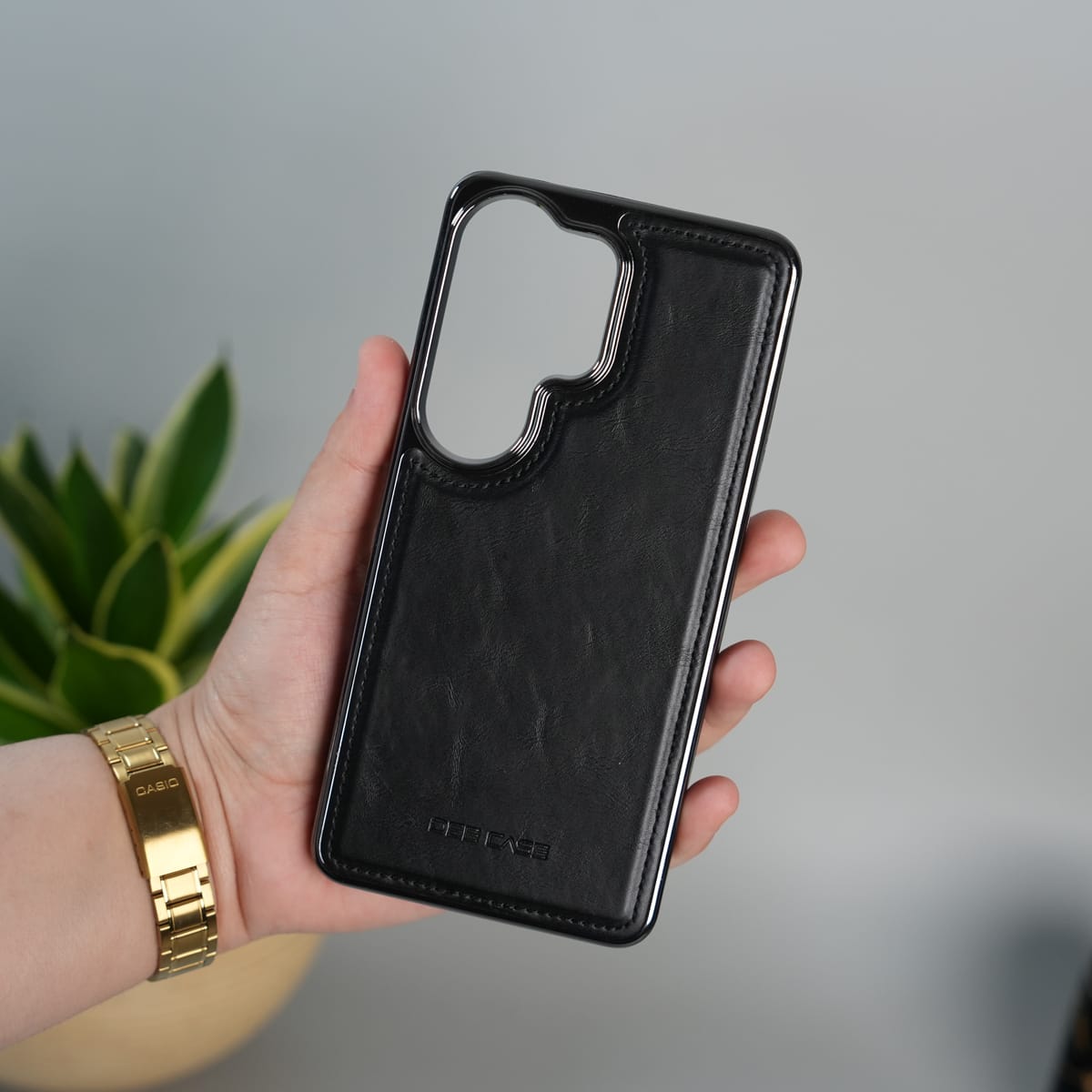 Galaxy S24 Ultra Leather Case | Classic Side Chrome Back Cover