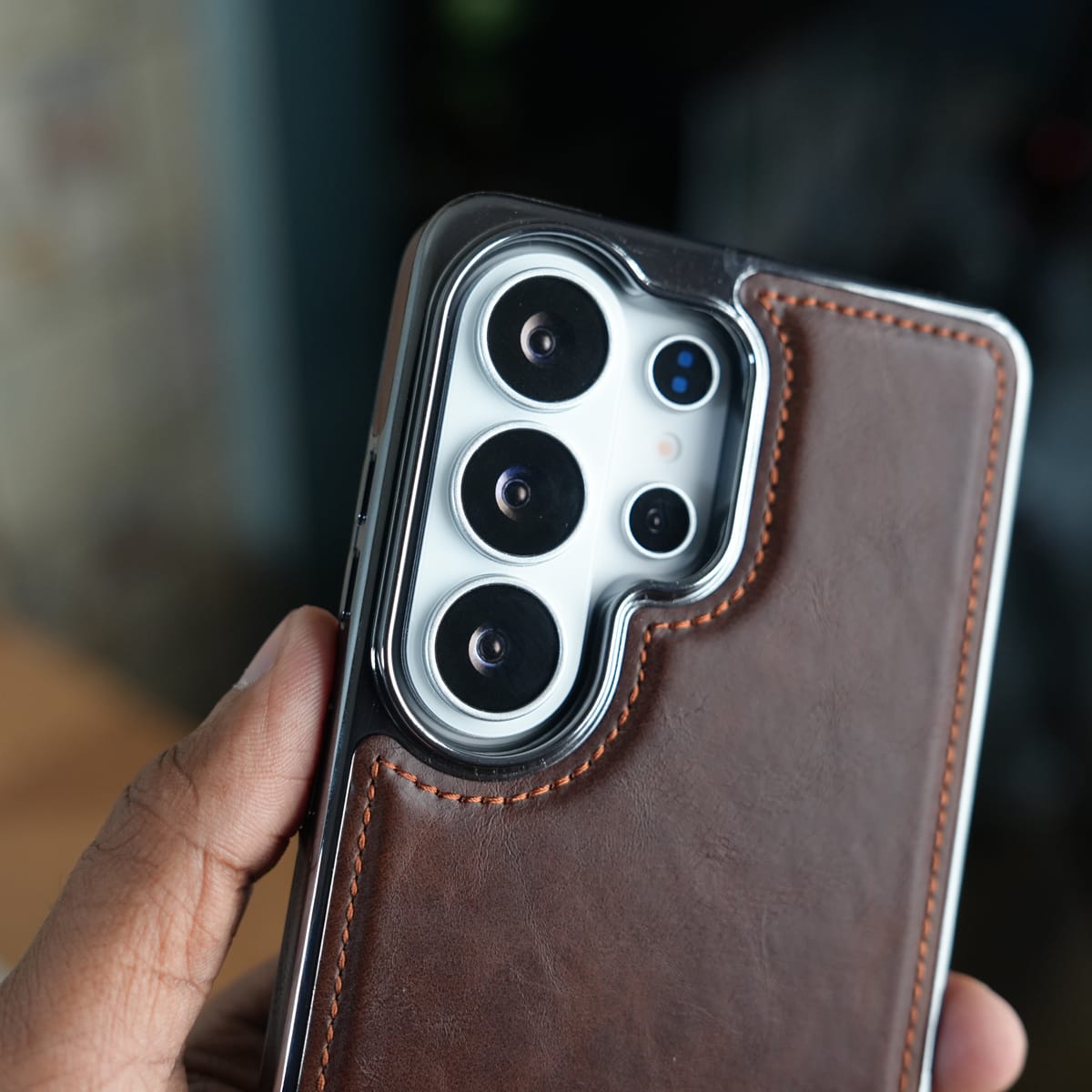 Galaxy S24 Ultra Leather Case | Classic Side Chrome Back Cover