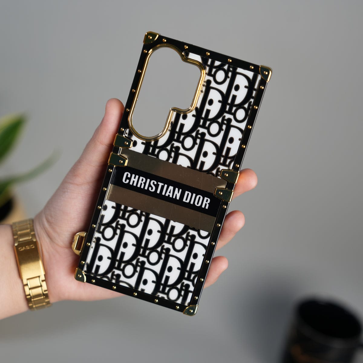 Galaxy S24 Ultra Luxury CD Trunk Case Cover With Chain