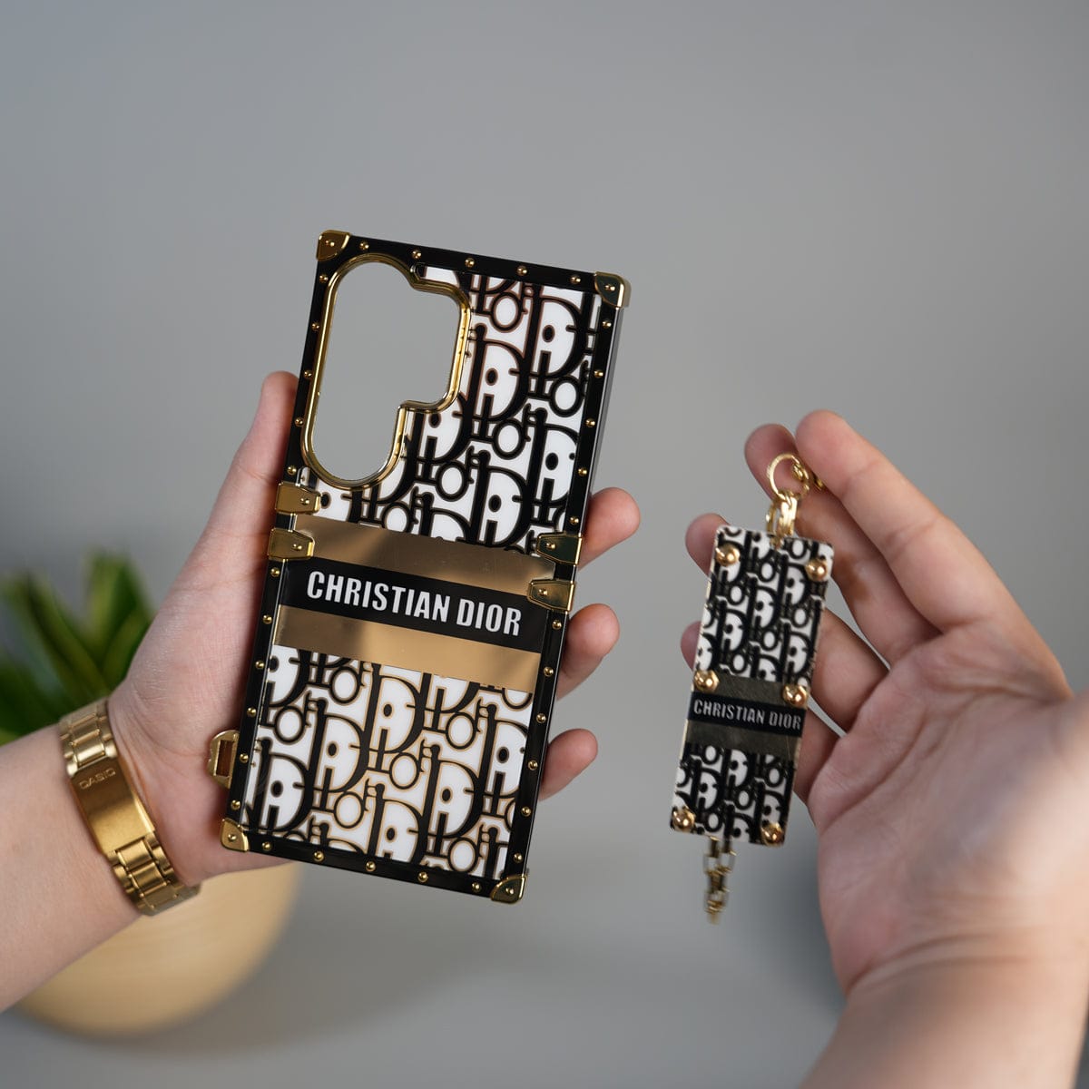 Galaxy S26 Ultra Luxury CD Trunk Case Cover With Chain
