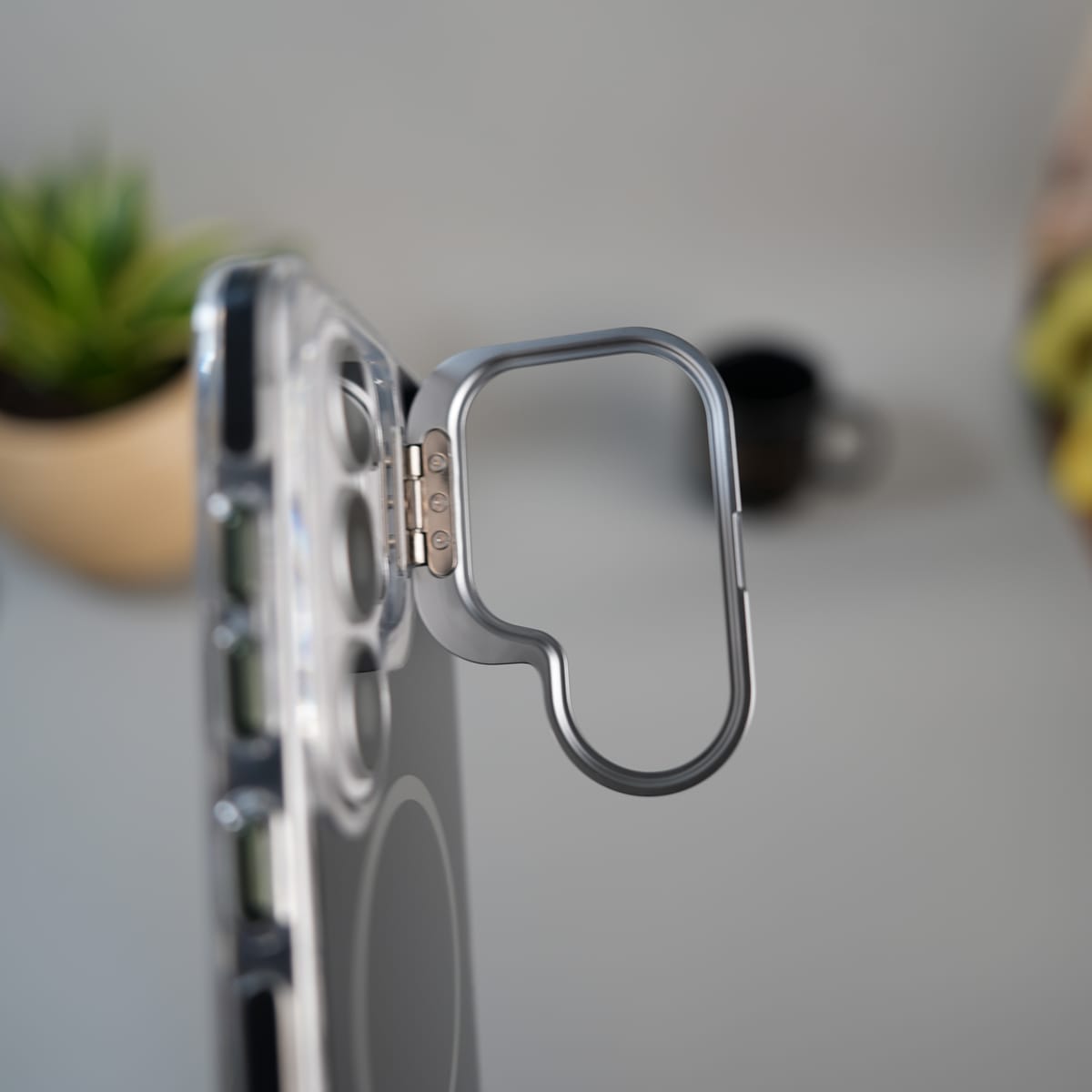 Galaxy S26 Ultra Metal Camera Bump Kick Stand MagSafe Cover | BLACK