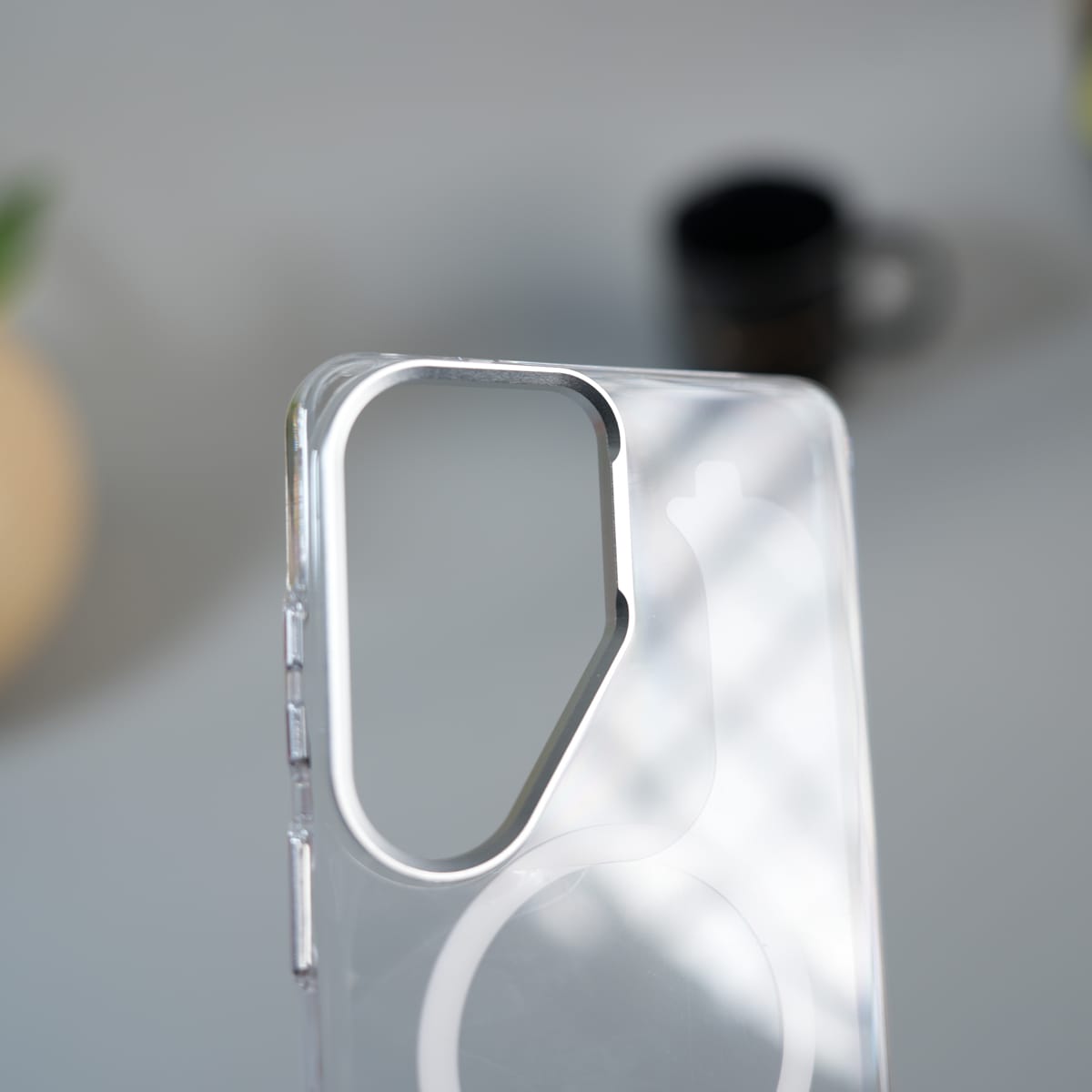 Galaxy S26 Ultra Non Yellowing Transparent MagSafe Back Cover with Magnetic Ring & Camera Protection