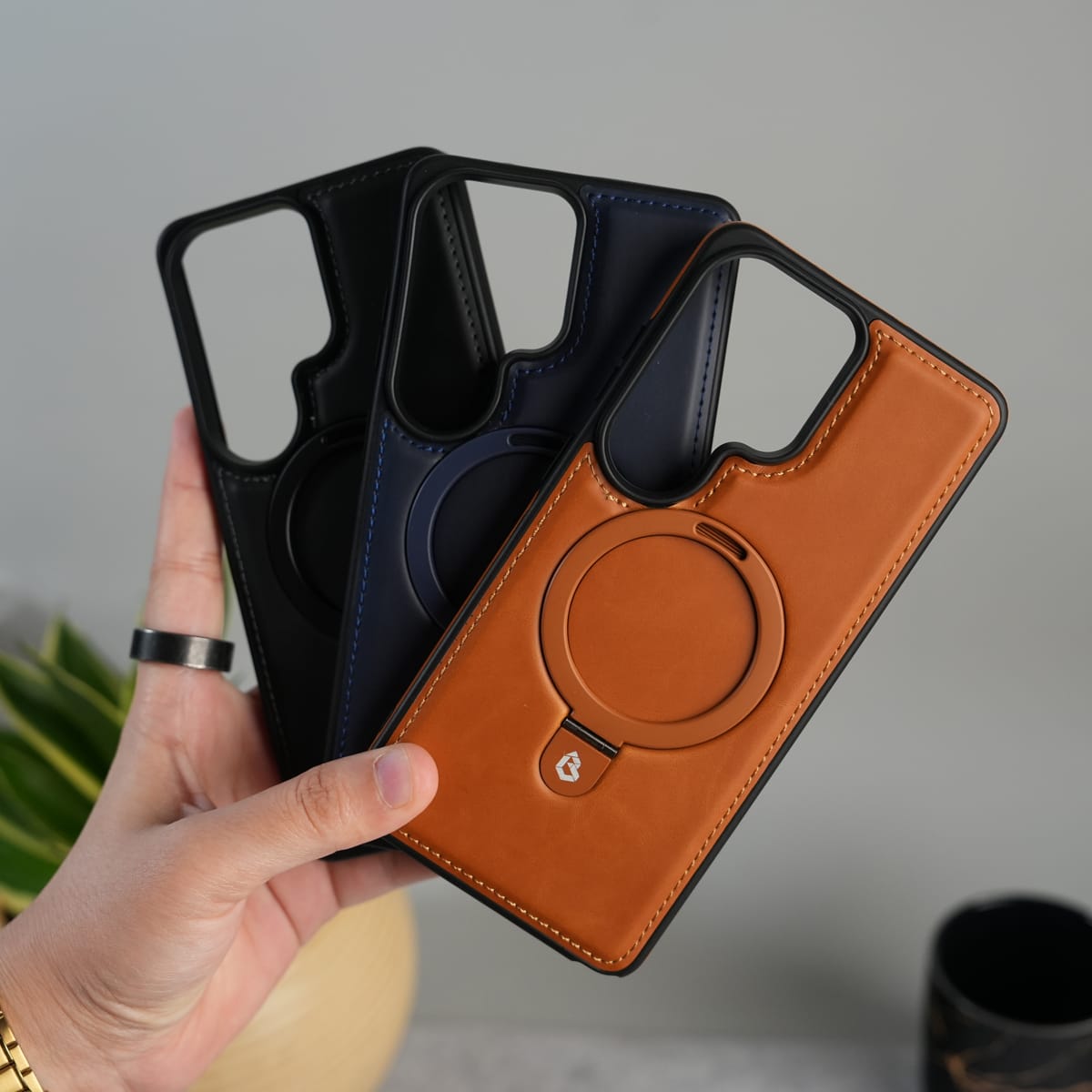 Galaxy S25 Ultra Premium Leather MagSafe Case with Kickstand & Camera Protection | Luxury Slim Cover