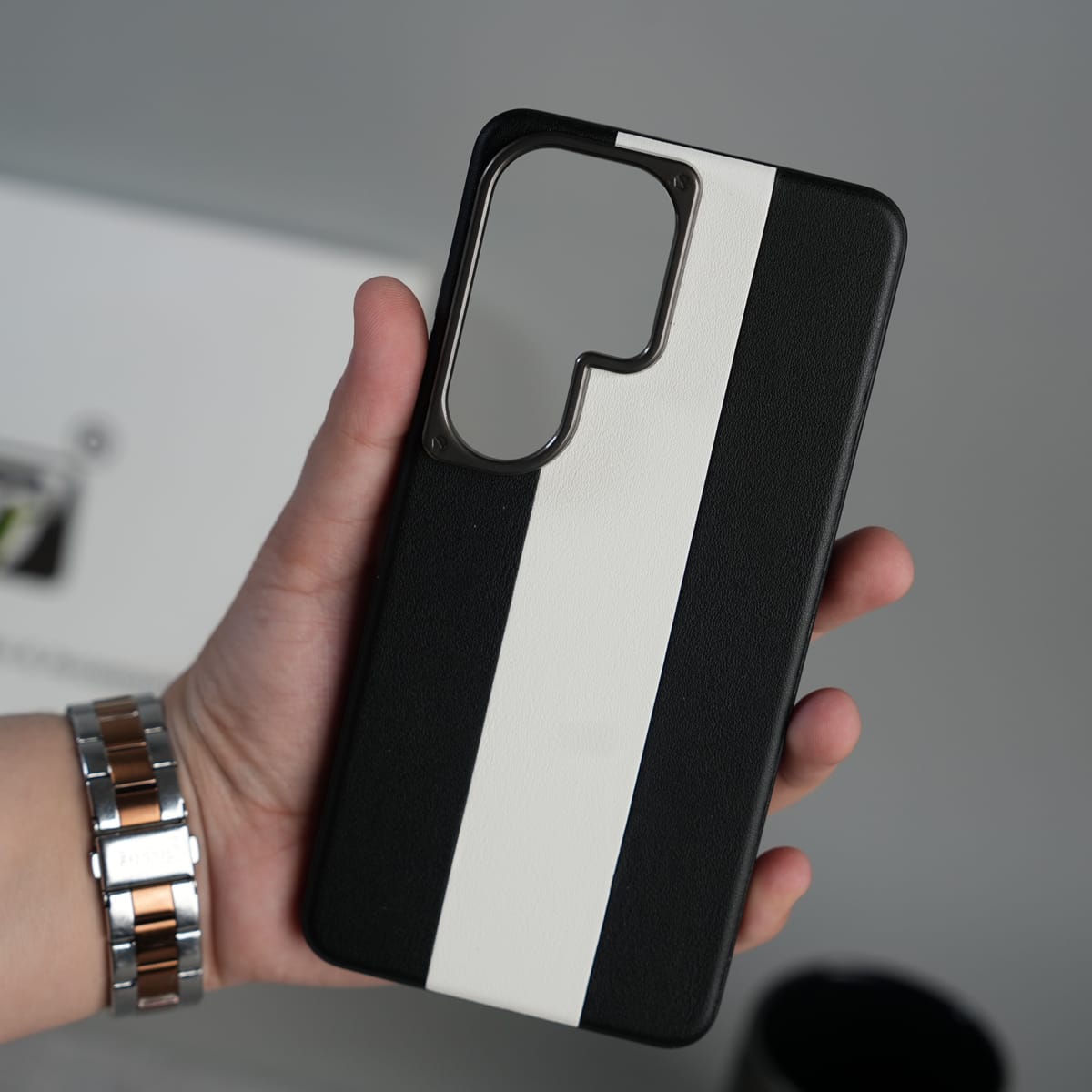 Galaxy S26 Ultra Premium Leather Stripe Case Cover