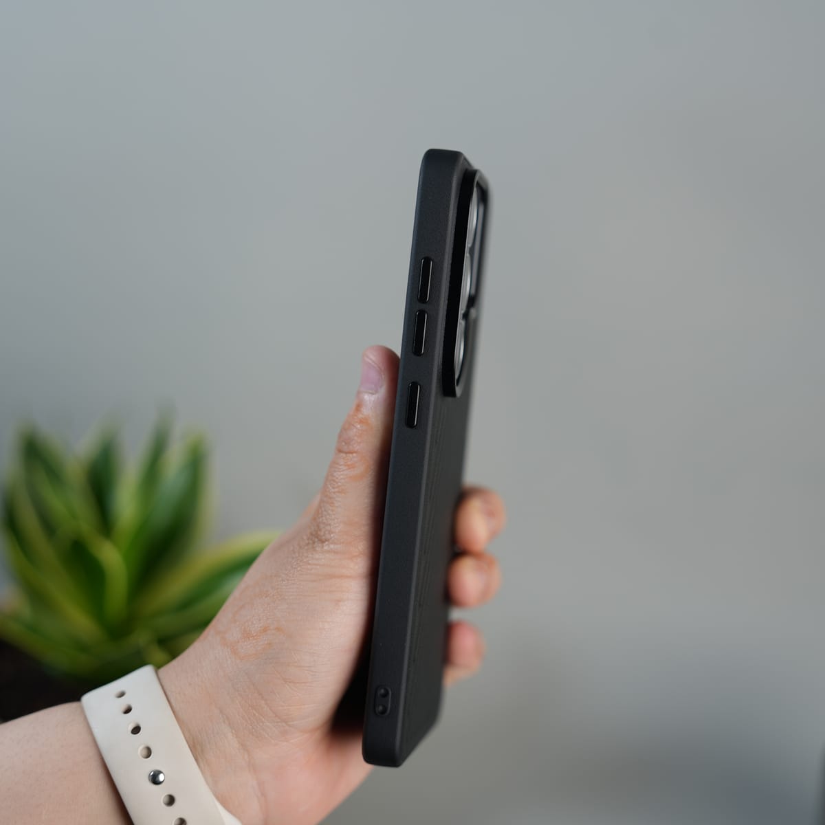 Galaxy S24 Ultra Textured Line Grip Case | Anti-Slip Matte Back Shockproof Slim Cover