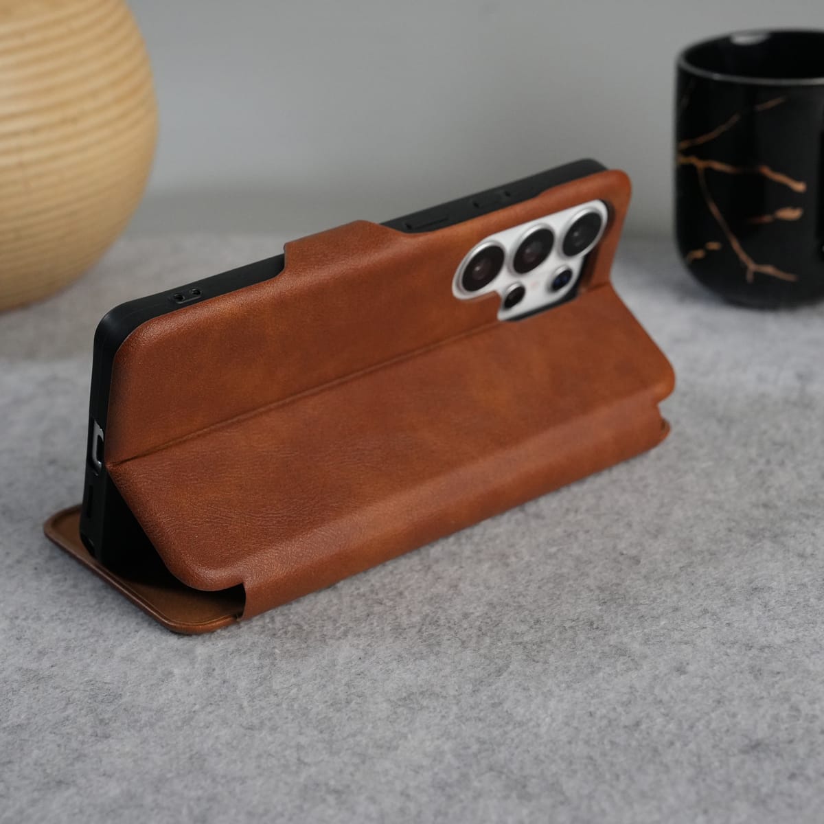 Samsung Galaxy S26 Ultra PU Leather Flip Card Slot Soft Magnetic Closure Case Cover